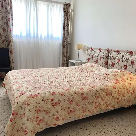 Superbe T3 Avec Loggias Fermées, Garage, Et Wifi à Balaruc-les-bains, Classé 3 étoiles - Fr-1-553-216