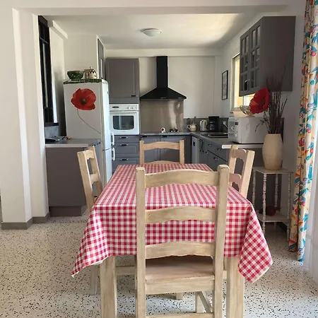 Apartman Superbe T3 Avec Loggias Fermees, Garage, Et Wifi A Balaruc-les-bains, Classe 3 Etoiles - Fr-1-553-216
