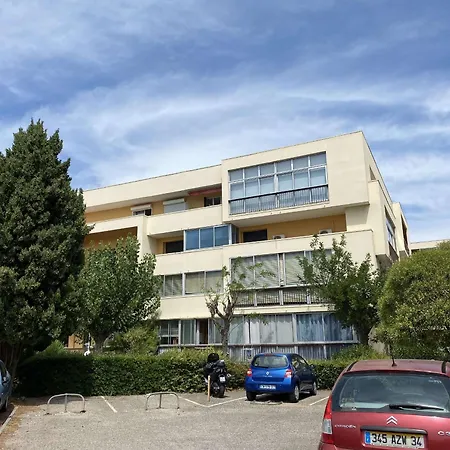 Apartment Superbe T3 Avec Loggias Fermees, Garage, Et Wifi A Balaruc-les-bains, Classe 3 Etoiles - Fr-1-553-216 *